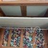armoire en chêne vue sur le plafond peint