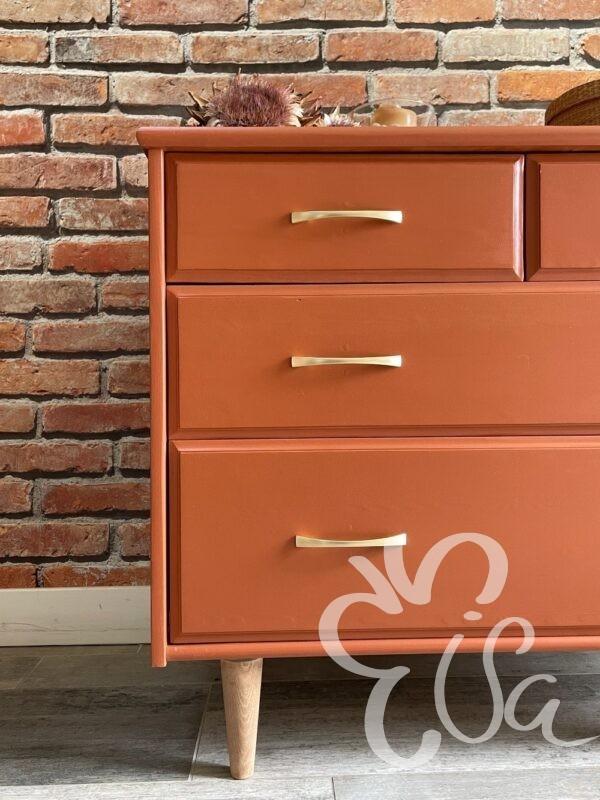 Commode 4 tiroirs terracotta pieds fuseaux vue moitié gauche